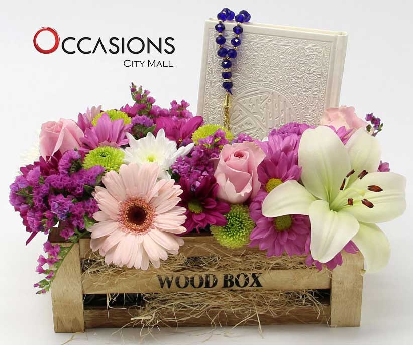 Quran with Flowers arrangements - Order online in Jordan